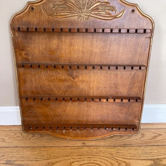 Vintage Carved Wheat Wooden Wall Mounted 64 Spoon Holder Display Rack Wood Rare - Picture 3 of 5